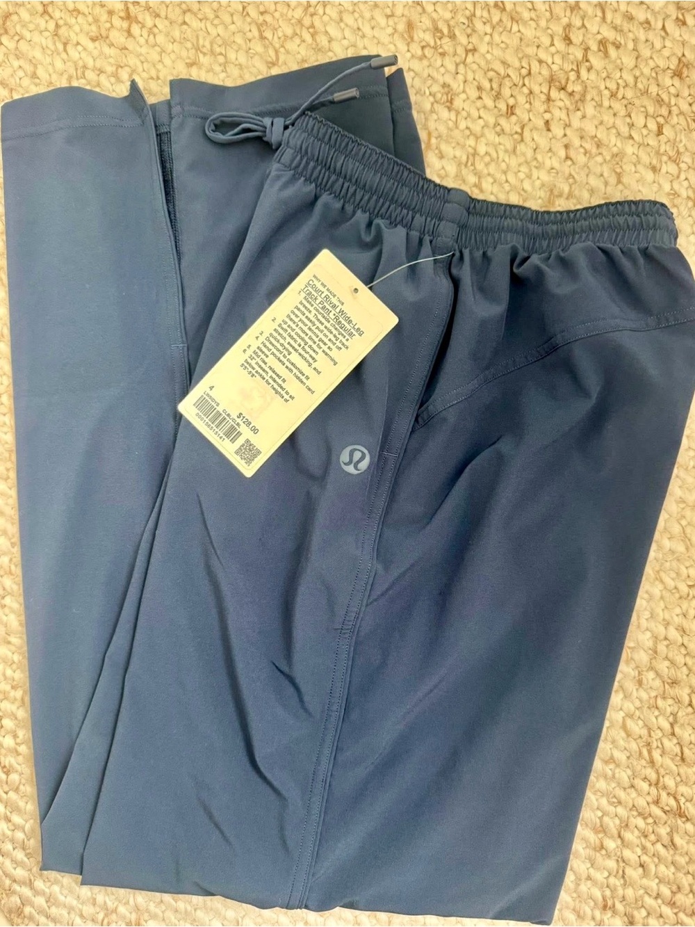 NWT Lululemon Court Rival Wide-Leg Track Pant Regular — Size 4 Womens club blue
